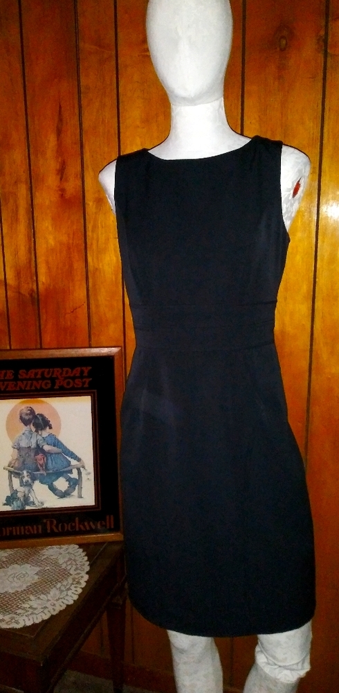Gorgeous black classic dress